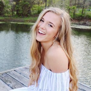 Meet your Posher, Ella